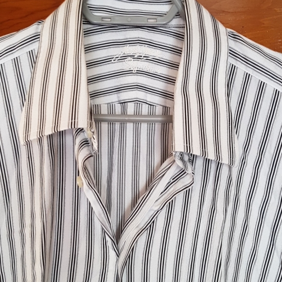 Jack Lipson | Signature Dress Shirt - Picture 1 of 4